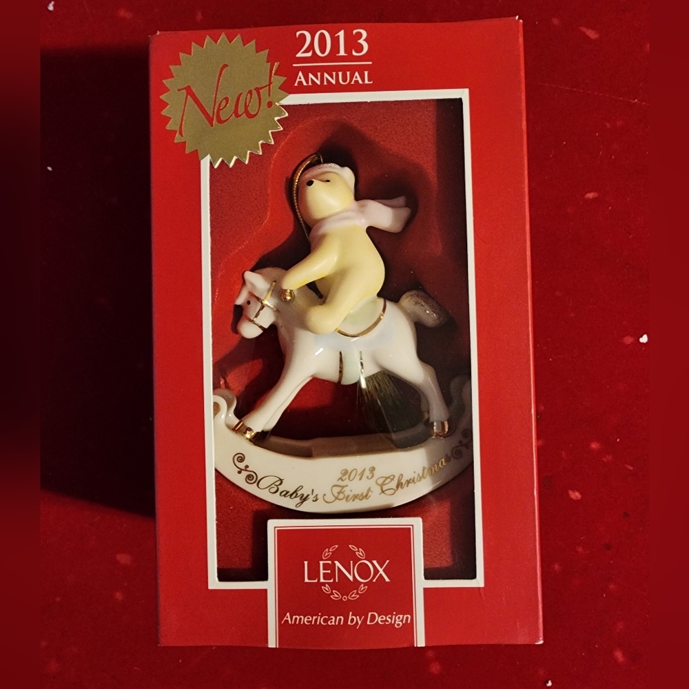 Lenox Disney Winnie the Pooh 2013 Baby's First Christmas ornament